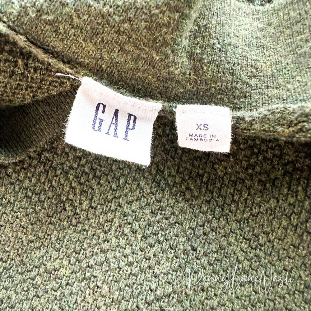 Gap Bella Green Textured V-Neck Sweater Green - Picture 5 of 7